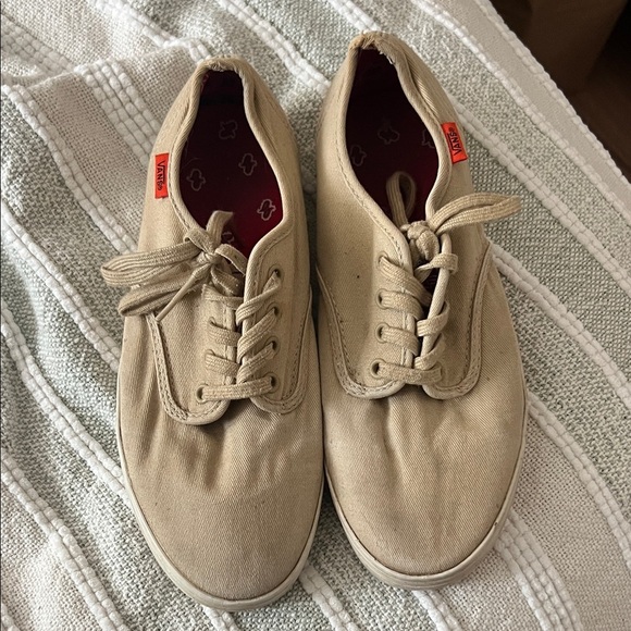 Levi's Beige Canvas Men's Sneakers - Picture 1 of 4
